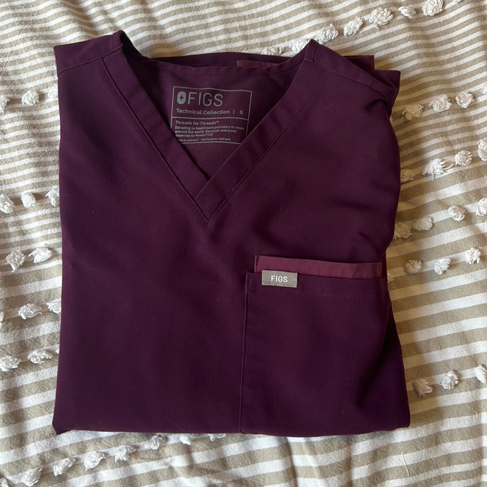Figs scrub set